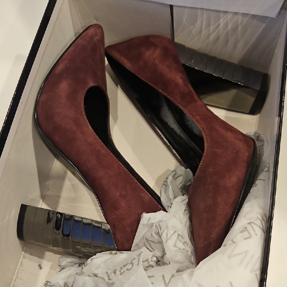 Nine West Women's Wine Suede Heels